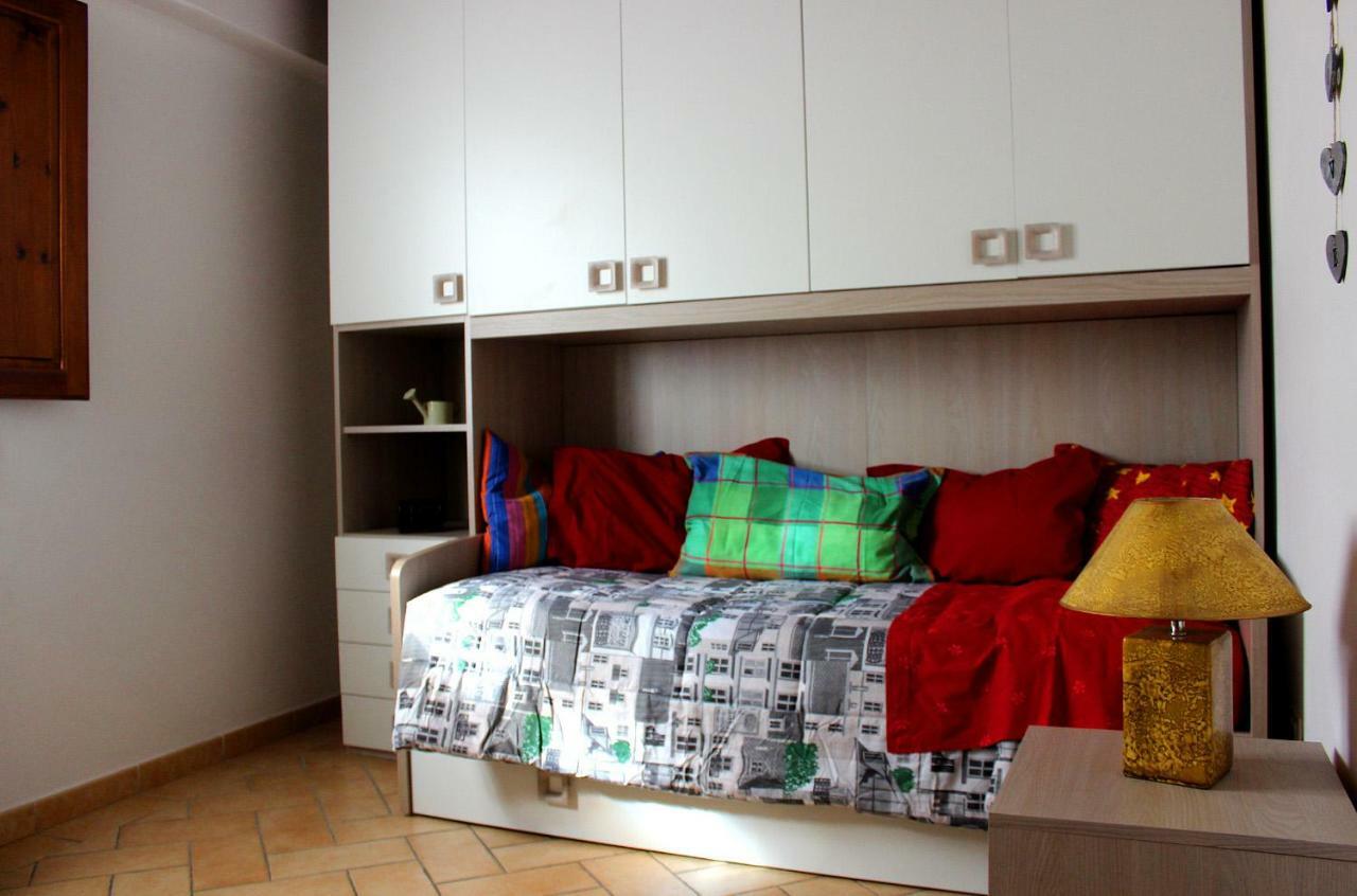 Mina House Apartamento Campi Bisenzio Exterior foto